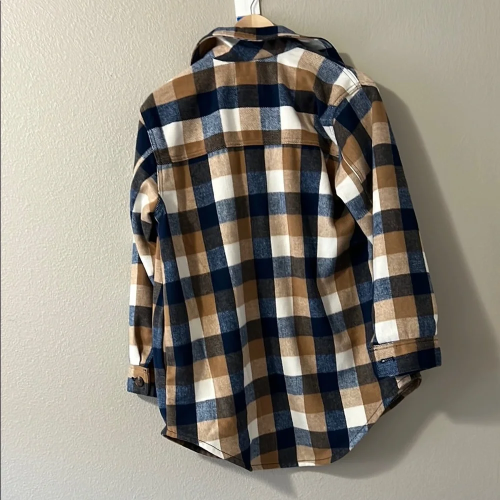 Old Navy Women’s Plaid oversized Shaket - Navy and Tan - Picture 2 of 2